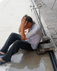 周冬雨脱了!上半身全裸“手也不遮”,破尺度大片引热议