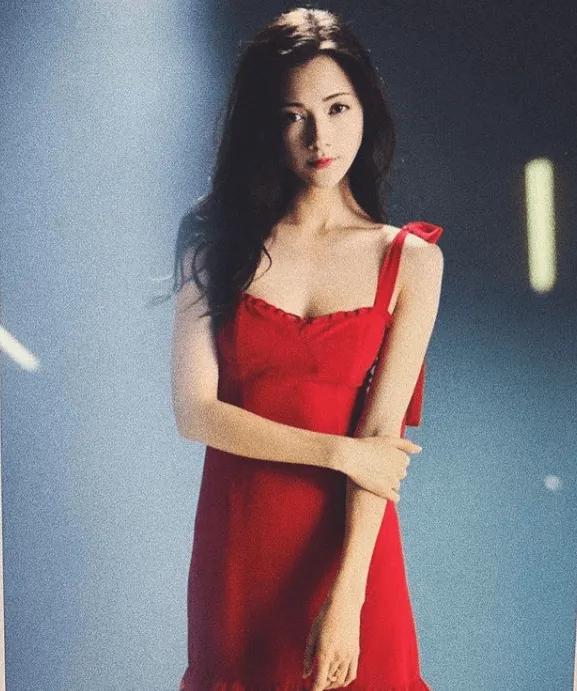 《封神》苏妲己断崖式衰老?混血美女娜然昔日性感妖艳