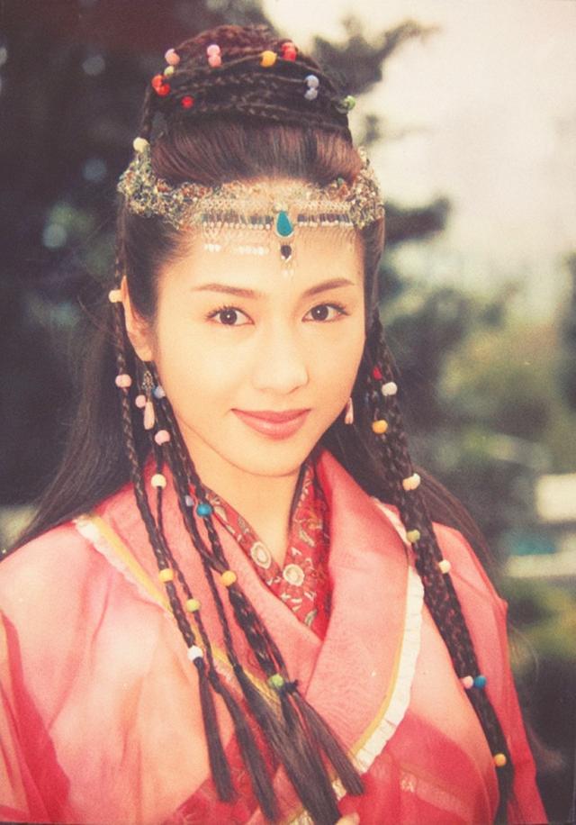“短发女神”袁洁莹的香艳情史,和她的出道经历