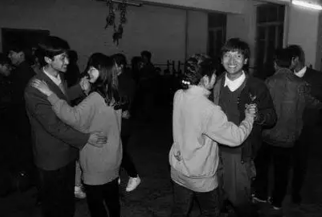 2005年,美女死刑犯毕丽梅被枪决,意外苏醒后,家属哀求饶她一命