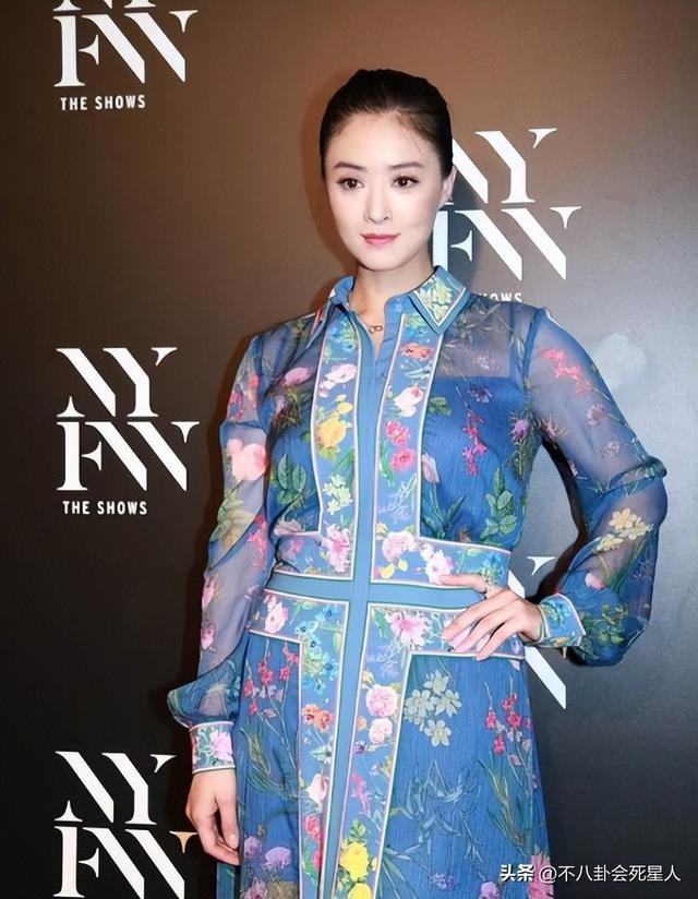 赵丽颖的副乳,杨幂的扁屁股,鞠婧祎的腿,女明星的身材也很真实