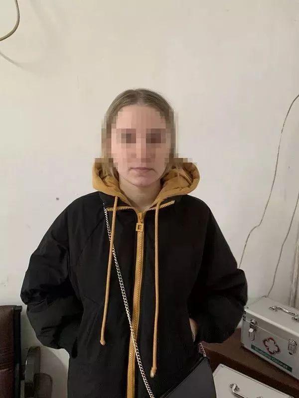 浙江一KTV被查,7名俄罗斯金发女郎被揪了出来……