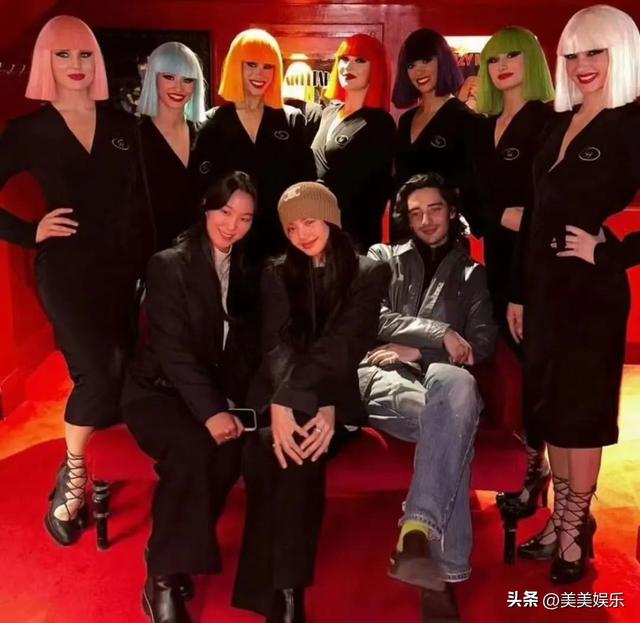为男友去“夜总会”跳脱衣舞,lisa疯了吧?