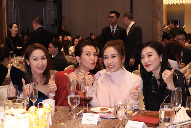 叶璇“变脸”?6位港风女神容颜大改:有的圆脸变尖脸,有的脸僵