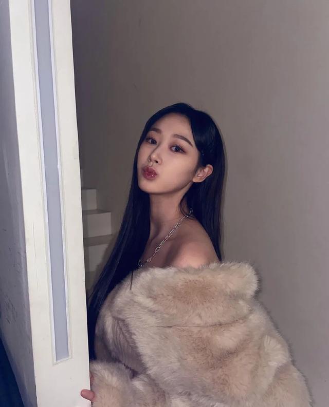 日韩混血性感女星-内永枝利,美女模特写真