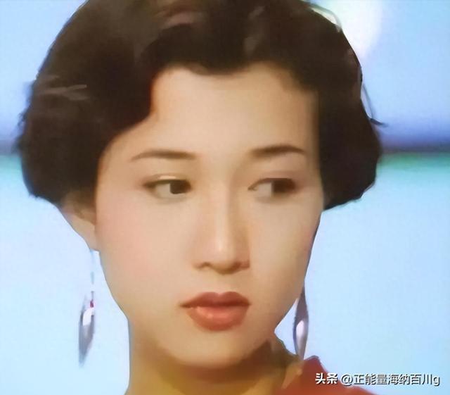 被成龙“泡过”的3位女星,个个人间绝色,是玩玩而已还是真爱?