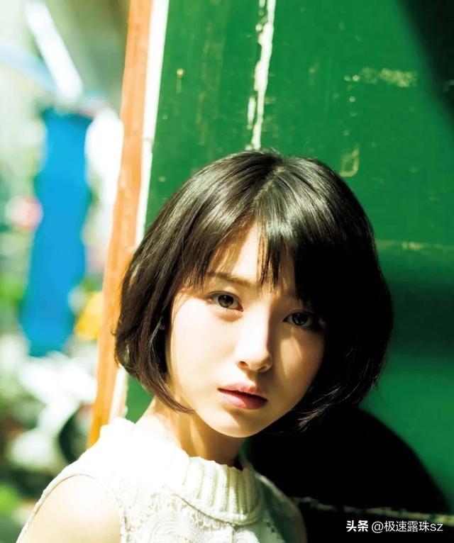 胸大且纯纯的日式少女,献身于艺术的新生代女星-滨边美波
