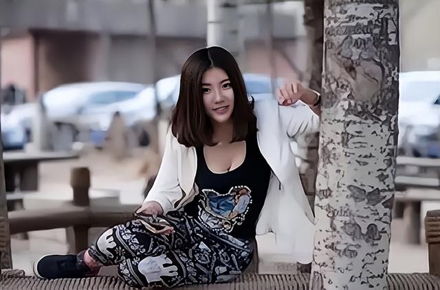 花费上千万,挑战极限运动,24岁翼装飞行女神魂断天门山,值得吗