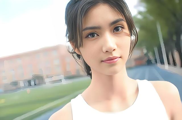 田径女神夏思凝穿半透明蕾丝衣裙露性感曲线,网友喷:尺度过大