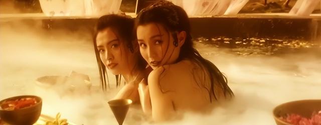 同样是“美人出浴”,有的清纯妩媚惹人怜,剩下的只想摁水里