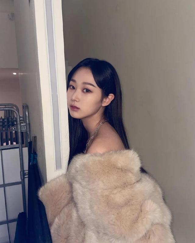 日韩混血性感女星-内永枝利,美女模特写真