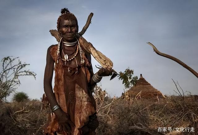 印第安人酋长回忆:白人太贪了,每人都有三四个印第安美女当奴隶