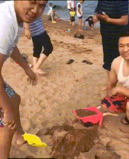 美女秦岚的绝色魅影!她优雅靓丽魔鬼身材性感火辣