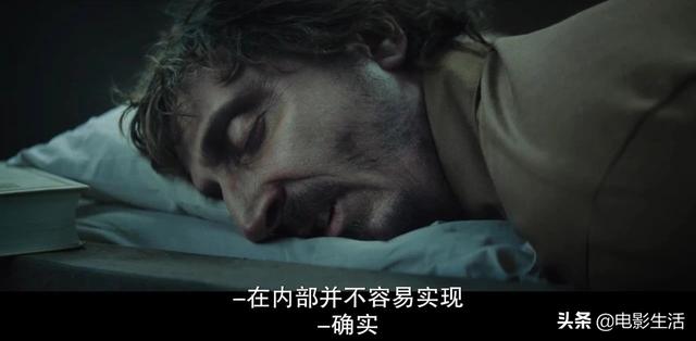 西班牙又一高口碑电影!血浆炸裂,把凶残人性描绘得淋漓尽致