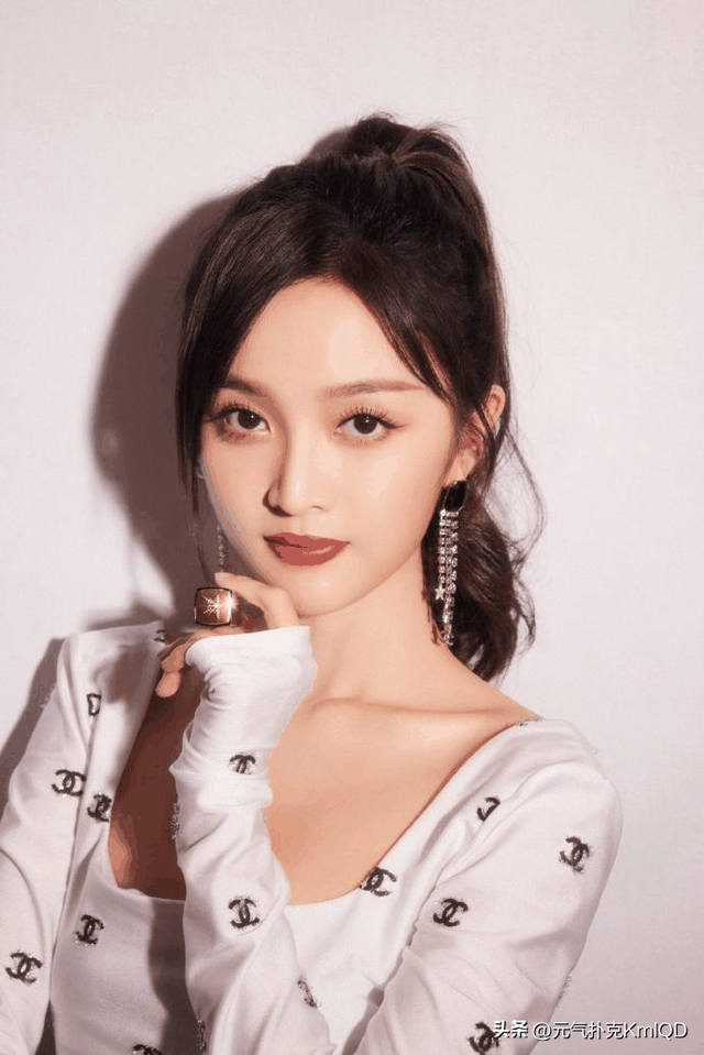 海南出生最美的10位女明星,看看谁是你心中的“海南第一美女”?