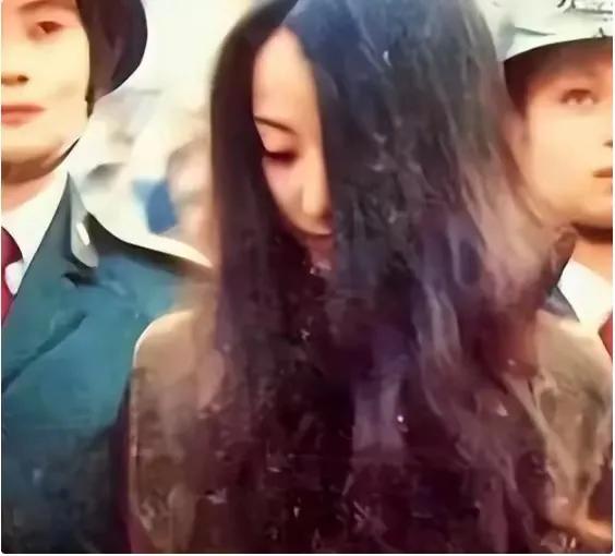 一位从光辉明星到枪毙女犯的堕落:程春莲的沉沦之路