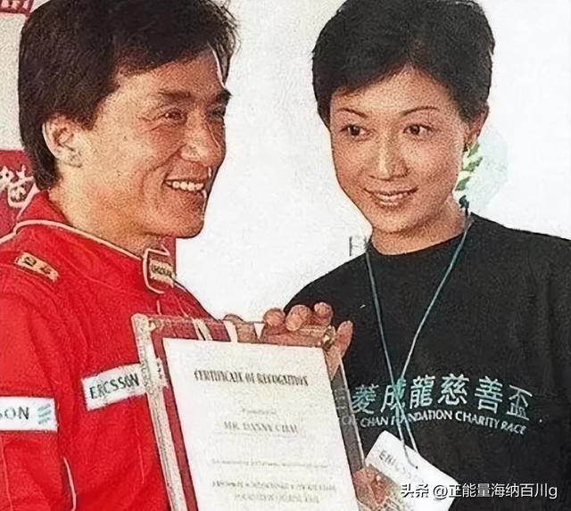 被成龙“泡过”的3位女星,个个人间绝色,是玩玩而已还是真爱?