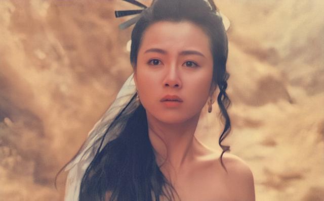 “短发女神”袁洁莹的香艳情史,和她的出道经历