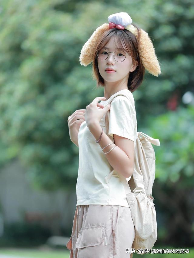 扬州大学校花颜值逆天,甜美气质秒杀众人,初恋感让人沉醉