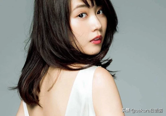 日本90后女星,性感可爱兼具,你更喜欢谁?