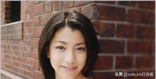 日本90后女星,性感可爱兼具,你更喜欢谁?