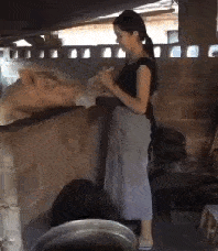 她是主演《肉蒲团》的D女神,如今混迹直播间,颜值大变