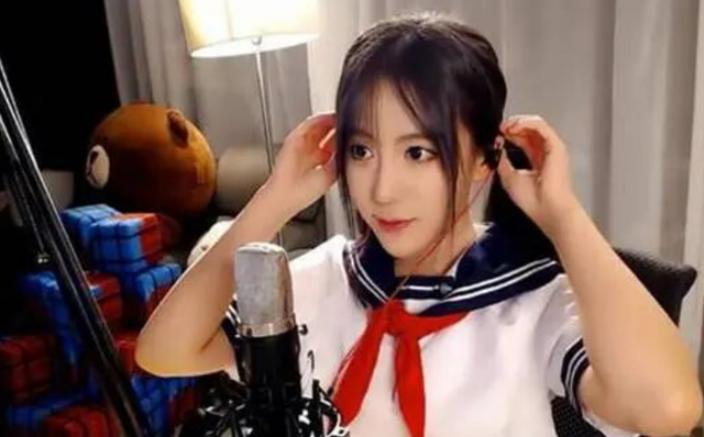 呆妹儿户外直播,集合三大美女,热舞太性感,水友直呼顶不住了!