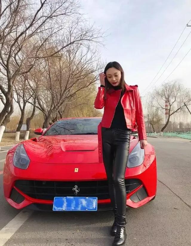 抖音说车女神各个貌美如花身材火辣,性感有魅力看看有你喜欢的吗