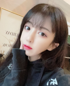 呆妹儿户外直播,集合三大美女,热舞太性感,水友直呼顶不住了!