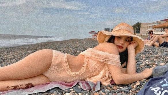 成熟性感“安妮亚”招架得住?Anayami散发魅力美图