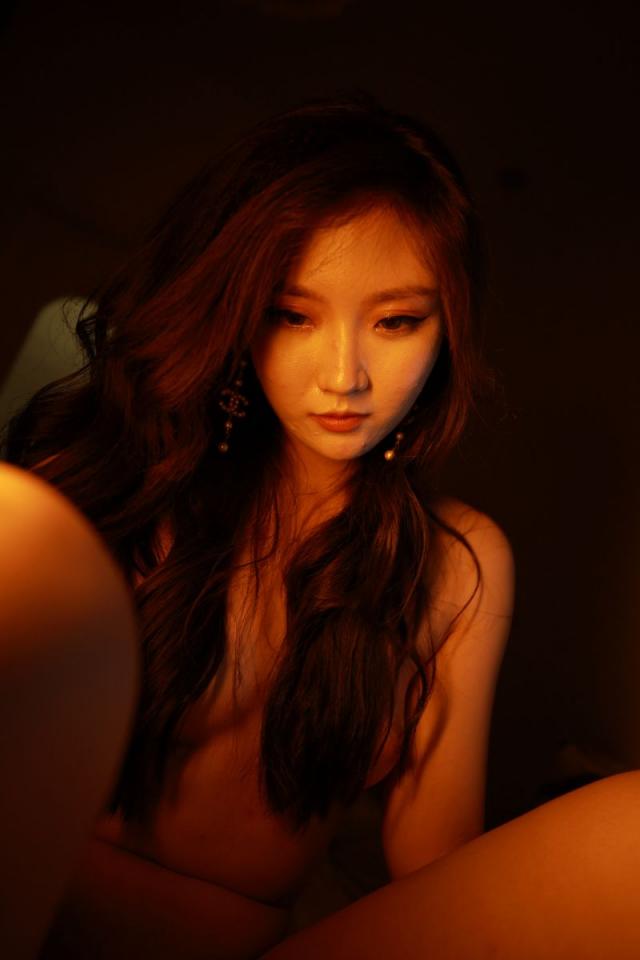 性感的身材诱人的风情